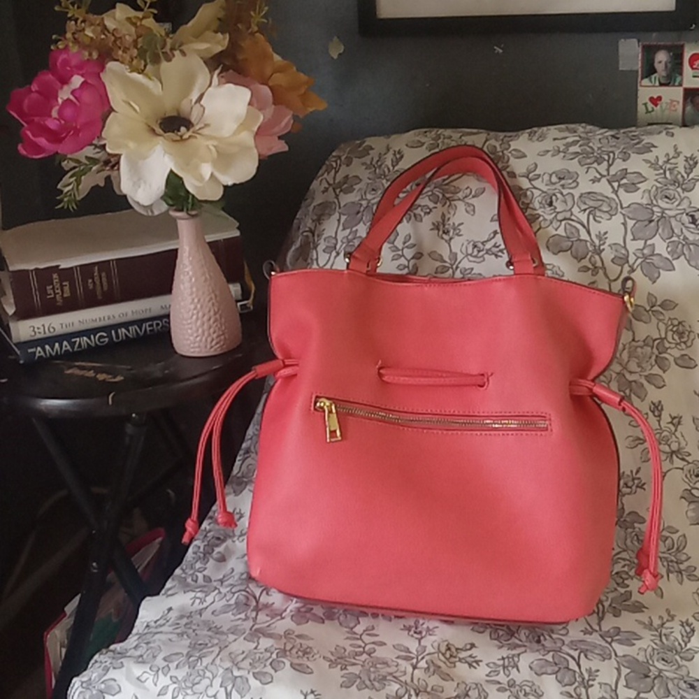 Neiman Marcus Handbag - Picture 4 of 16